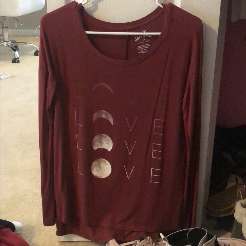 American Eagle tee shirt